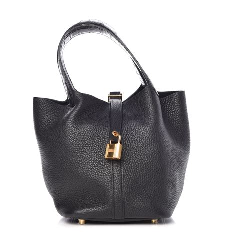 HERMES Taurillon Clemence Picotin Lock 18 PM Black